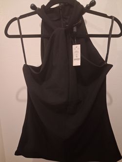 New black White House blouse, size M