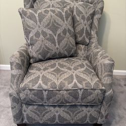 Sofa, Chair And Accent Chair 