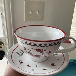 Hello Kitty Cups