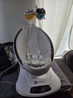 4moms MamaRoo Multi-Motion Baby Swing