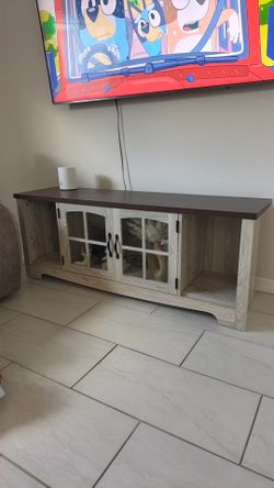 Tv table