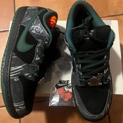 Nike SB Dunk Low X There Skateboards Size 11.5 