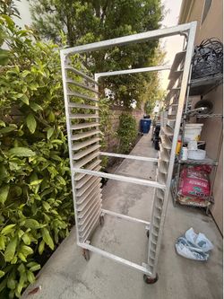 Sheet pan rack