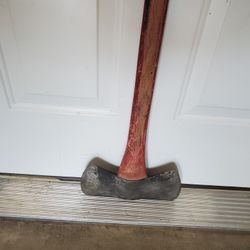 Double Bit Axe, "PLUMB" Brand