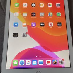 iPad 6th Gen WiFi + Cellular
