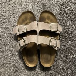 Universal Thread Sandals 