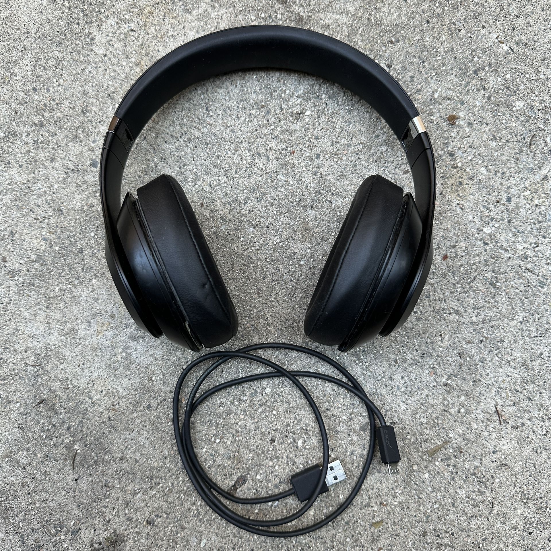Beats Studio3 Wireless Over-Ear Bluetooth Headphones