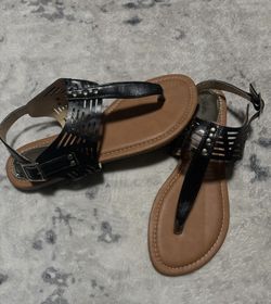 New. Women’s Size 10 Flat Summer Sandals
