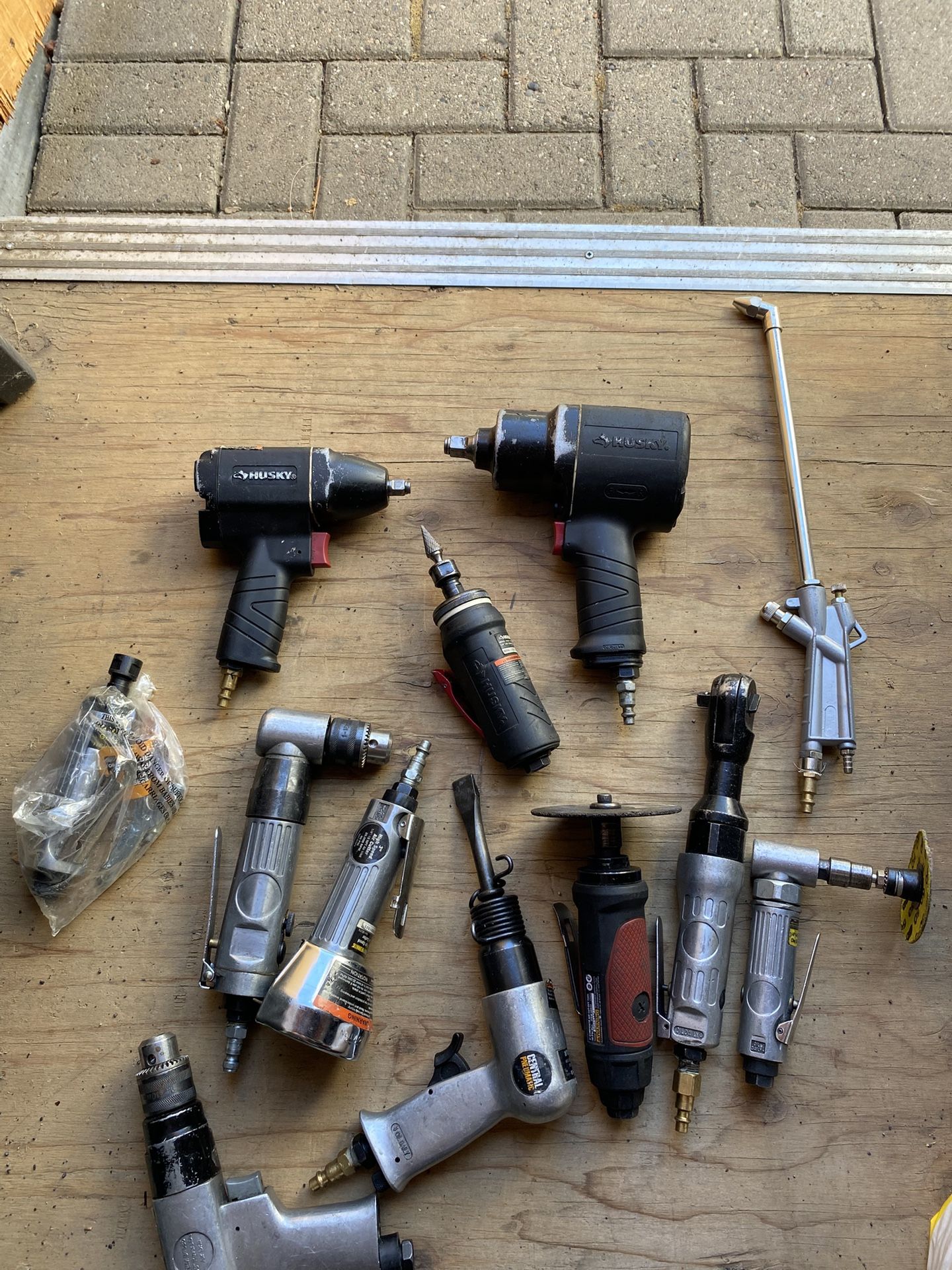 Air Tools .  Good Working Condition 