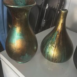Two Vases Gold And Blue 
