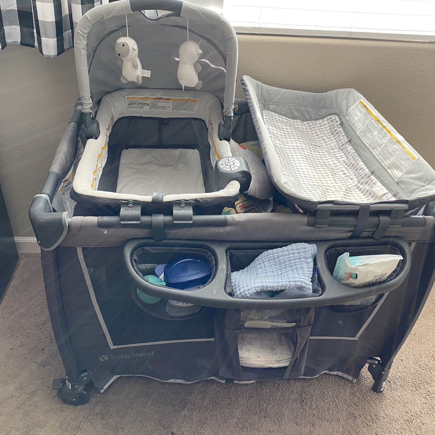 Pack N Play/Bassinet Changing Table
