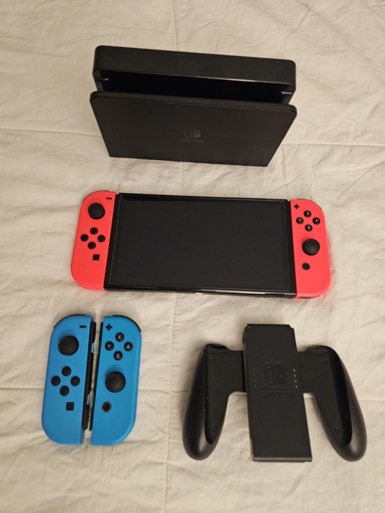 Nintendo Switch OLED