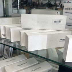 Iwatch Series 10 /46mm/ WiFi / Warranty/ Payment Available 