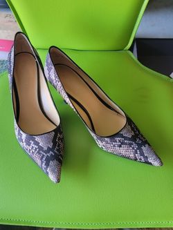 Nine West Snake print Pumps