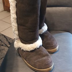 Bearpaw Boots Good Condition Size 7