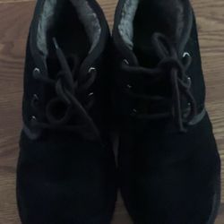 Black Uggs