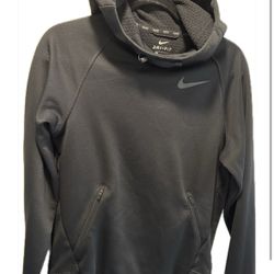 Nike DriFit Black Hoodie Size Small
