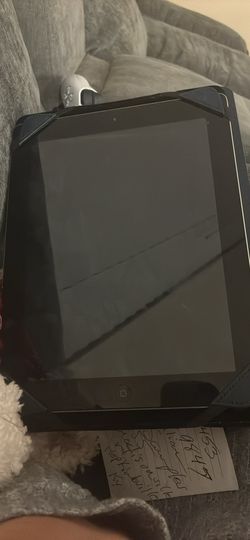 IPad 2nd generation LOCKED read description