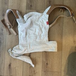 Sakura Bloom Carrier