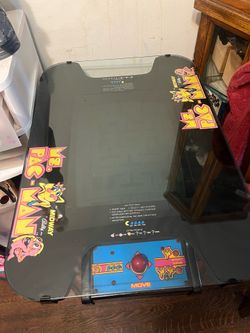 Ms. Parkman cocktail table