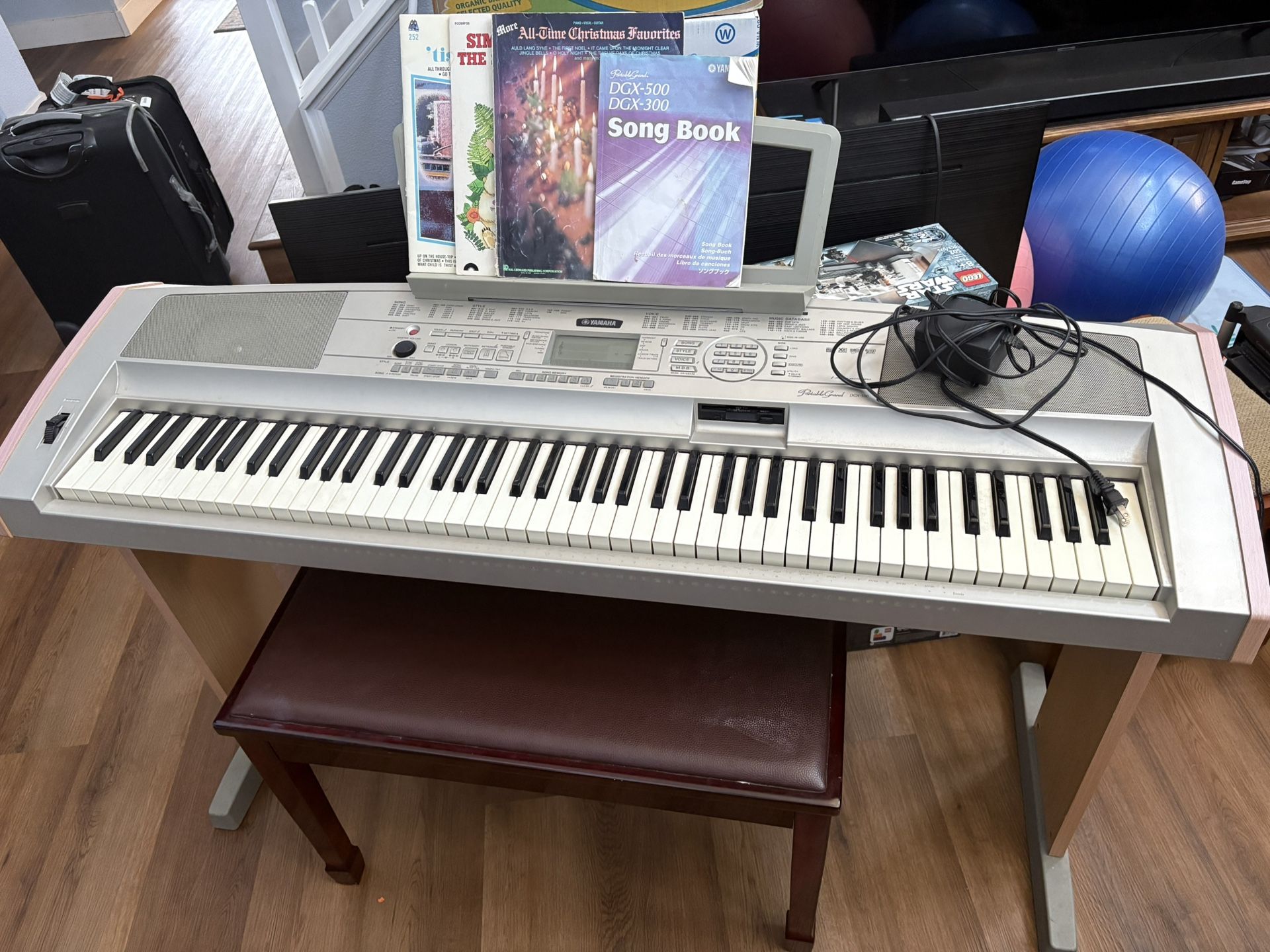 Yamaha DHX 500 Portable Grand