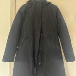 Women’s The North Face Coat in Navy Blue Size M