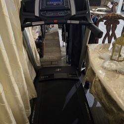 NORDICTRACK T 6.5 Foldable iFit-enabled Treadmill with Incline Adjustment