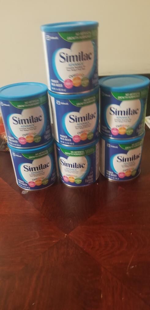 7 cans of Similac Advance