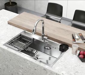 KITCHEN SINK