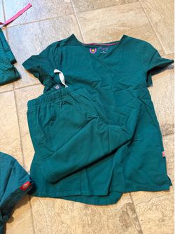 Hunter Green Scrubs