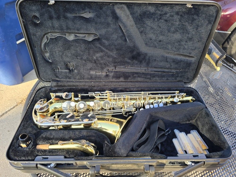 Yamaha Saxophone Advantage - YAS-200AD