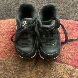 Nike Air Max Toddler 7c $25