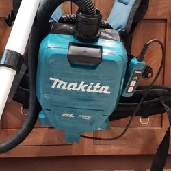 Makita  Brushless Backpack Vacuum 