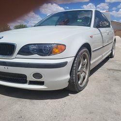 2002 BMW  330i