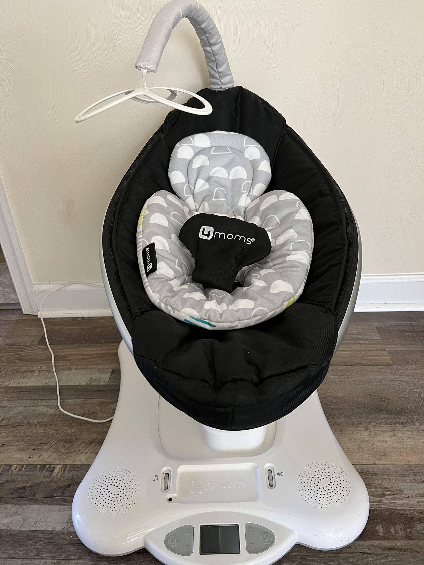 4moms MamaRoo Baby Swing
