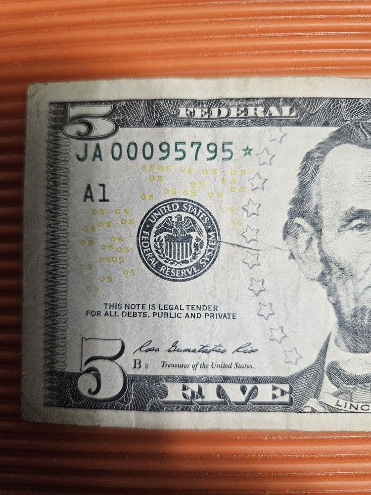 $ 5 Dollar Star Note Fancy Serial Number ( Pickup Only )