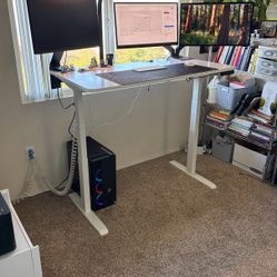 Autonomous SmartDesk 2 53" x 29" - White - 3-Stage