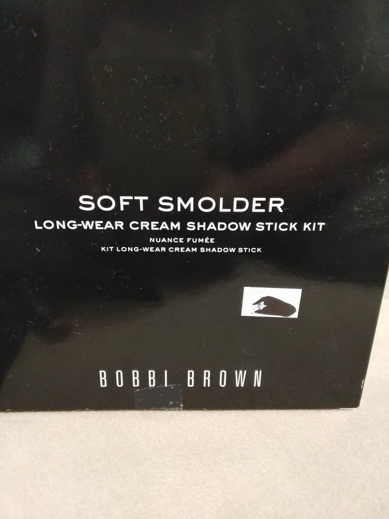 Bobbi Brown long-wear cream shadow stick
