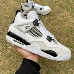 𝐎𝐧l𝐲 𝐫𝐞𝐩l𝐲 𝐨𝐧 𝐈 G : 𝐓𝐎𝐏𝐤𝐢𝐜𝐤𝐬𝟒𝟒𝟒                                          Jordan 4 military black