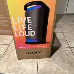 Brand New Sony SRS XP500 Portable Bluetooth Party Speaker