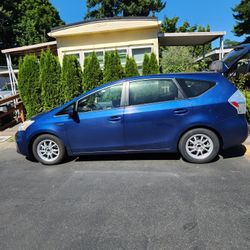 2012 Toyota Prius V