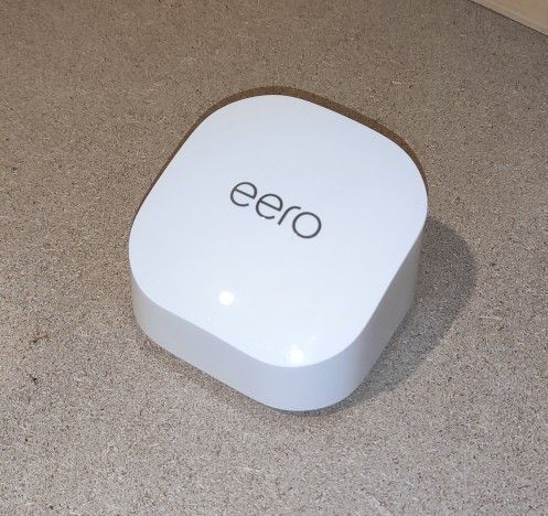 eero 6+ mesh Wi-Fi router | Fast and reliable gigabit speeds | connect 75+ devices | Coverage up to 1,500 sq. ft. | 2022 release