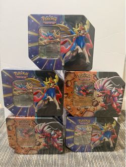 Pokemon TCG slashing legends tin