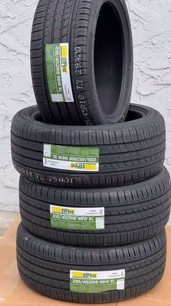 235/45/18 Set De Llantas Nuevas