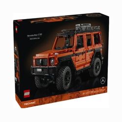 LEGO Technic Mercedes-Benz G 500 PROFESSIONAL Line Car (LEGO Model: 42177)