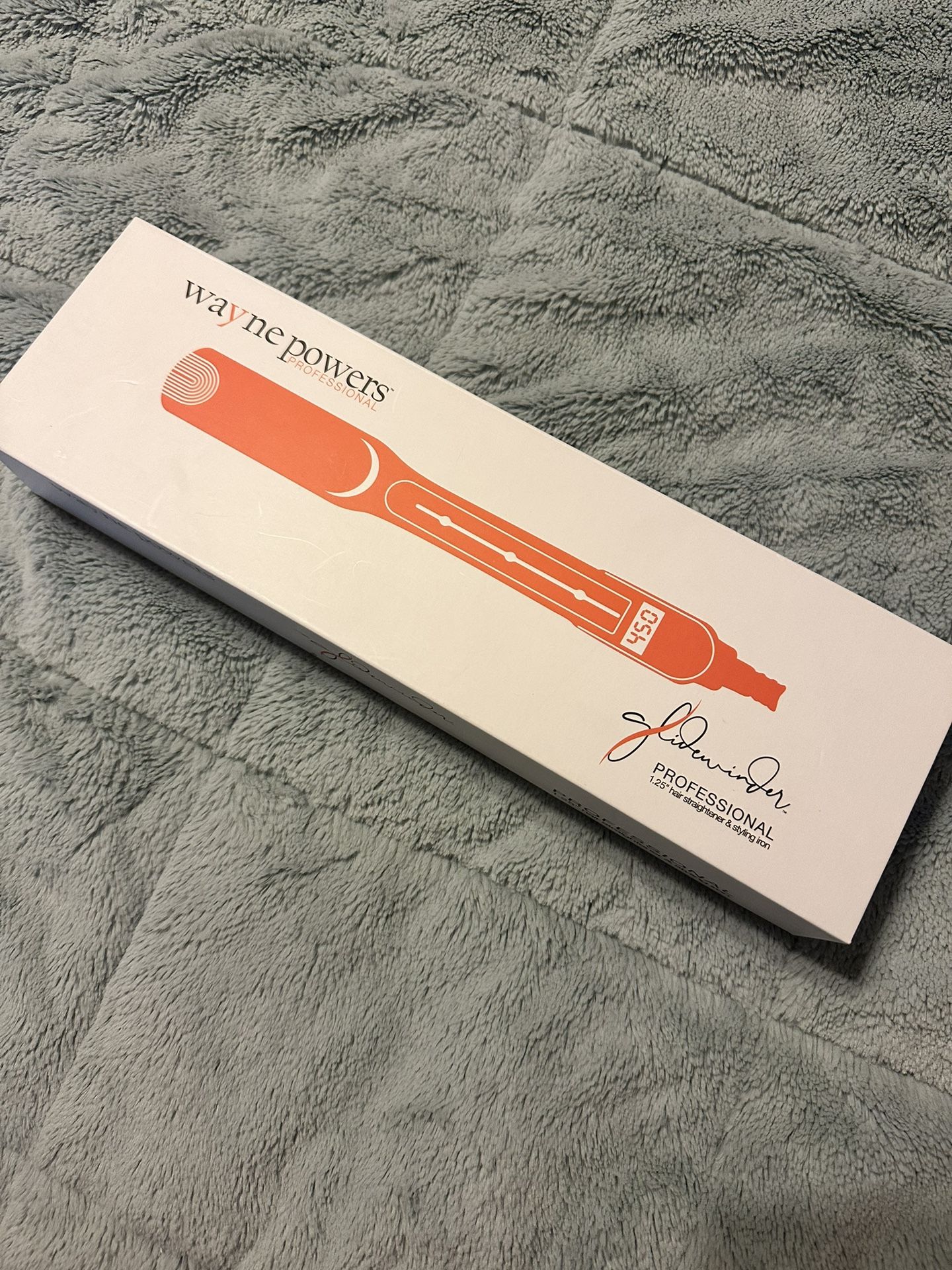 Wayne Powers Hair Straightener New