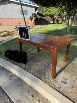 Free! expandable dining room table
