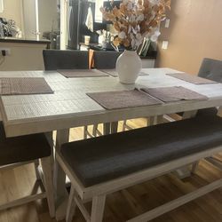 Dinning Table
