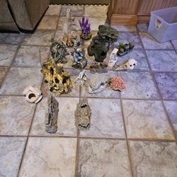 Used  Fish Aquarium  Items 