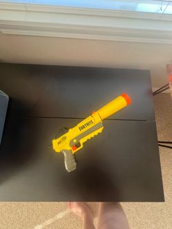 Fortnite Nerf Gun w/ Darts 
